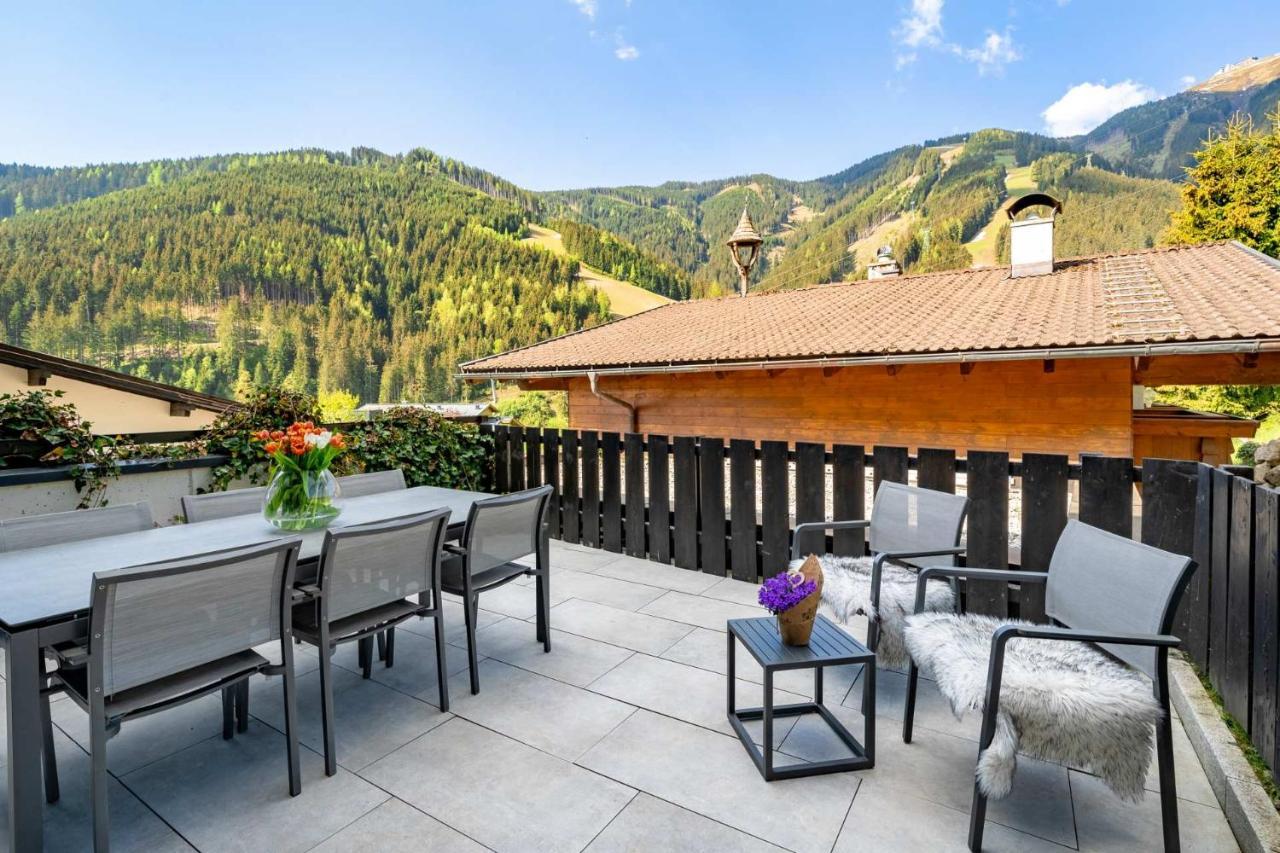 Sunny Ferienwohnungen Ski In - Ski Out Self Check In Zell am See Ngoại thất bức ảnh